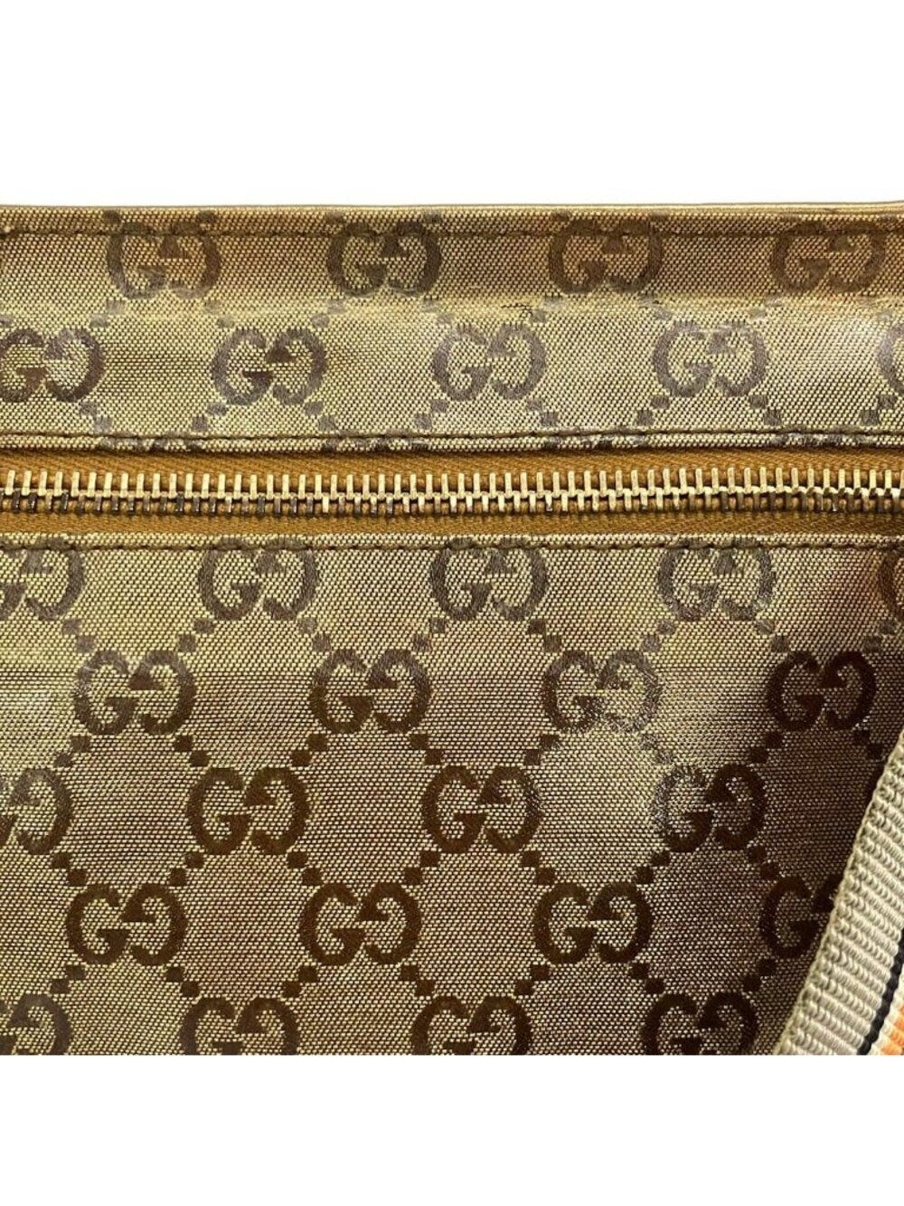 Gucci Waist Pouch Crystal GG Gold Leather - Picture 12 of 13